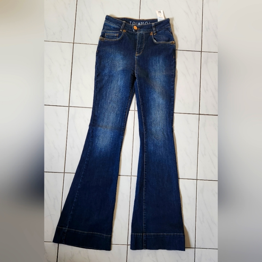 Toi & Moi Denim Jeans — Bell bottoms high waisted European